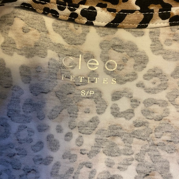Cleo petite. Size S - Picture 2 of 2